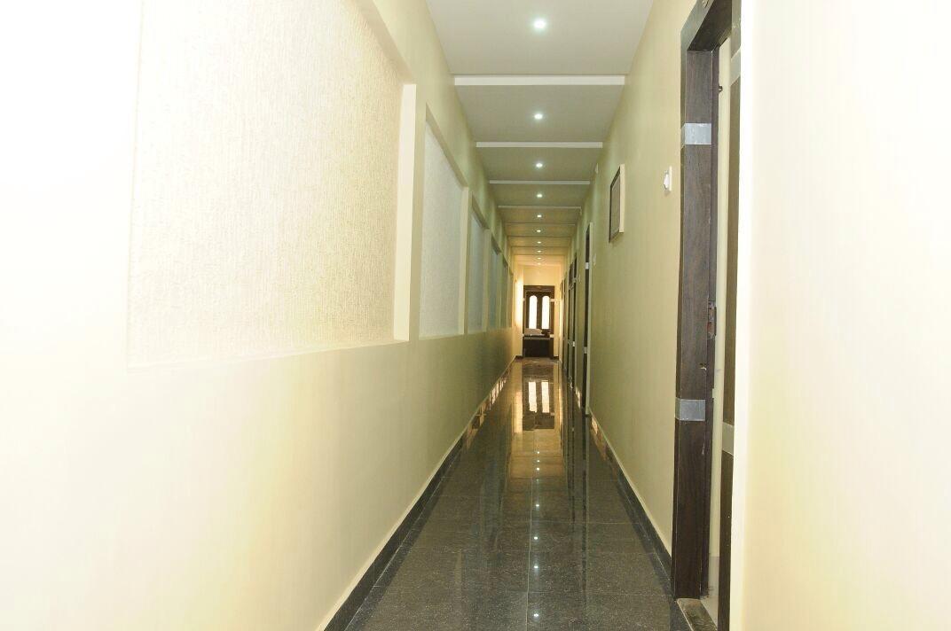 Tripura Sundari Residency Hotel Madanapalle Exterior foto