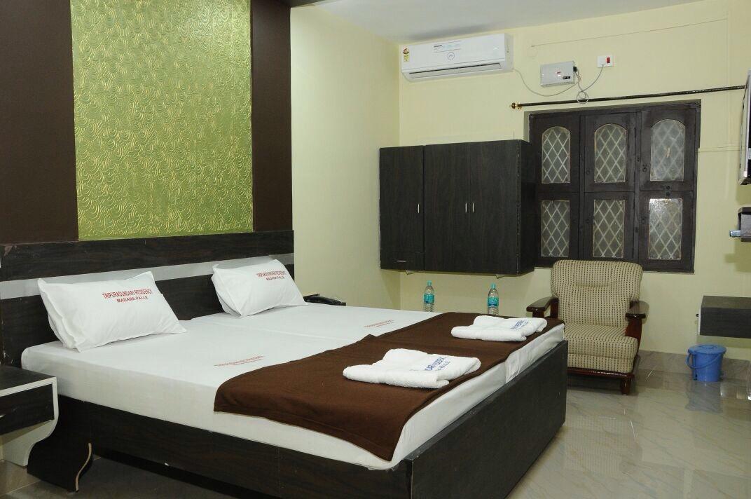 Tripura Sundari Residency Hotel Madanapalle Exterior foto