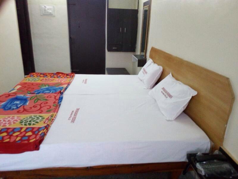 Tripura Sundari Residency Hotel Madanapalle Exterior foto